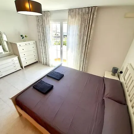 Magnifica Casa Con Piscina Cambrils