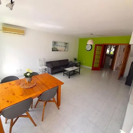 Magnifica Casa Con Piscina *