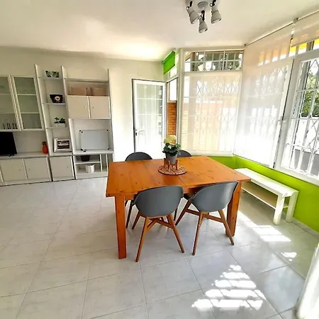 Magnifica Casa Con Piscina Cambrils