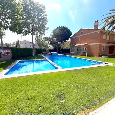 Magnifica Casa Con Piscina Σπίτι διακοπών Cambrils